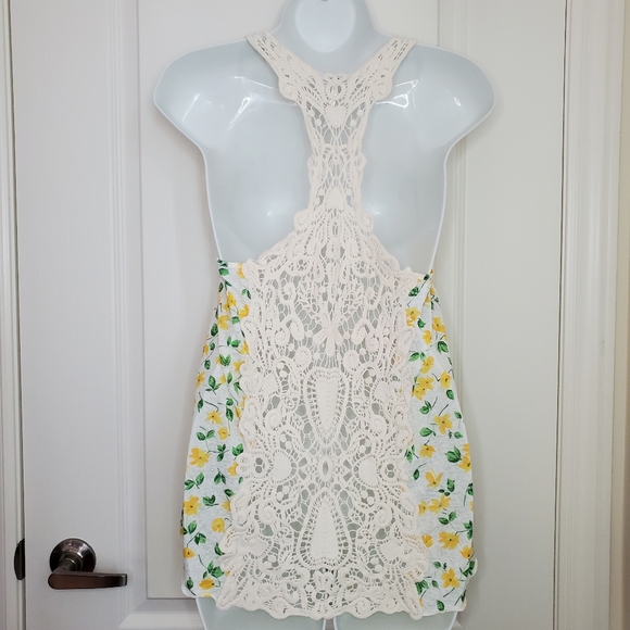🎈2/$50 Free People Floral & Lace Sleeveless Top - Picture 9 of 9